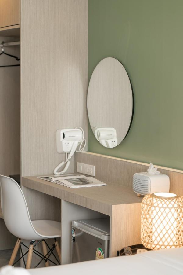 Yanud Residence Phuket Ngoại thất bức ảnh