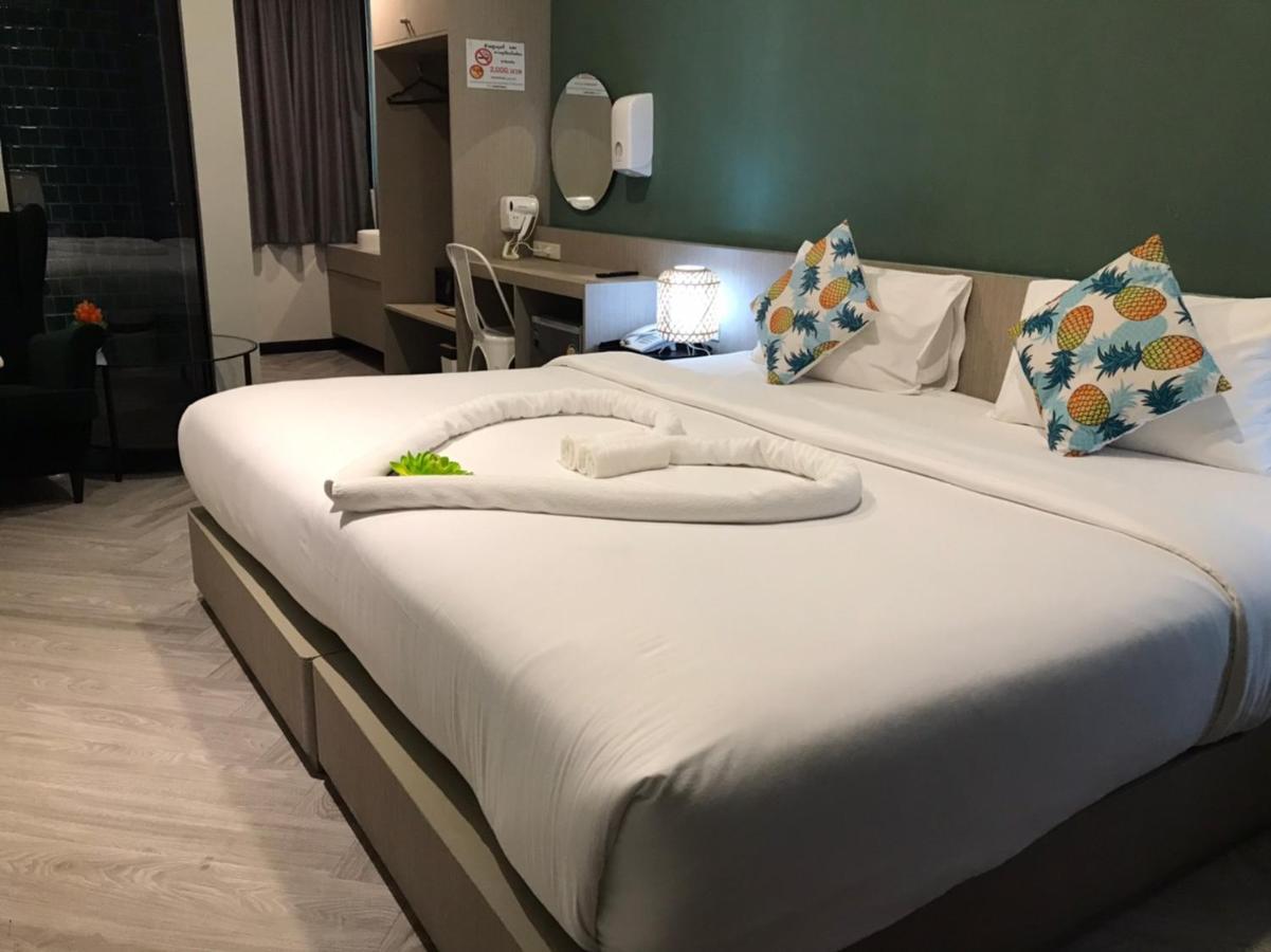 Yanud Residence Phuket Ngoại thất bức ảnh